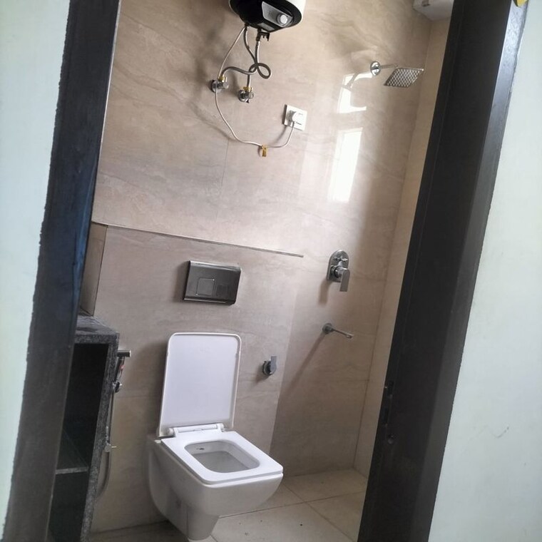 Bathroom, sector 53 1 RK 495 Sq.Ft. Independent House In Sector 53 Gurgaon 10464845