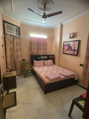 Bedroom in 3 BHK Apartment at Lajpat Nagar – for Rent