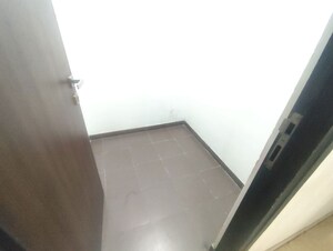 Furnished Amenities in 2.5 BHK Apartment at Lodha Splendora, Ghodbunder Road – for Rent