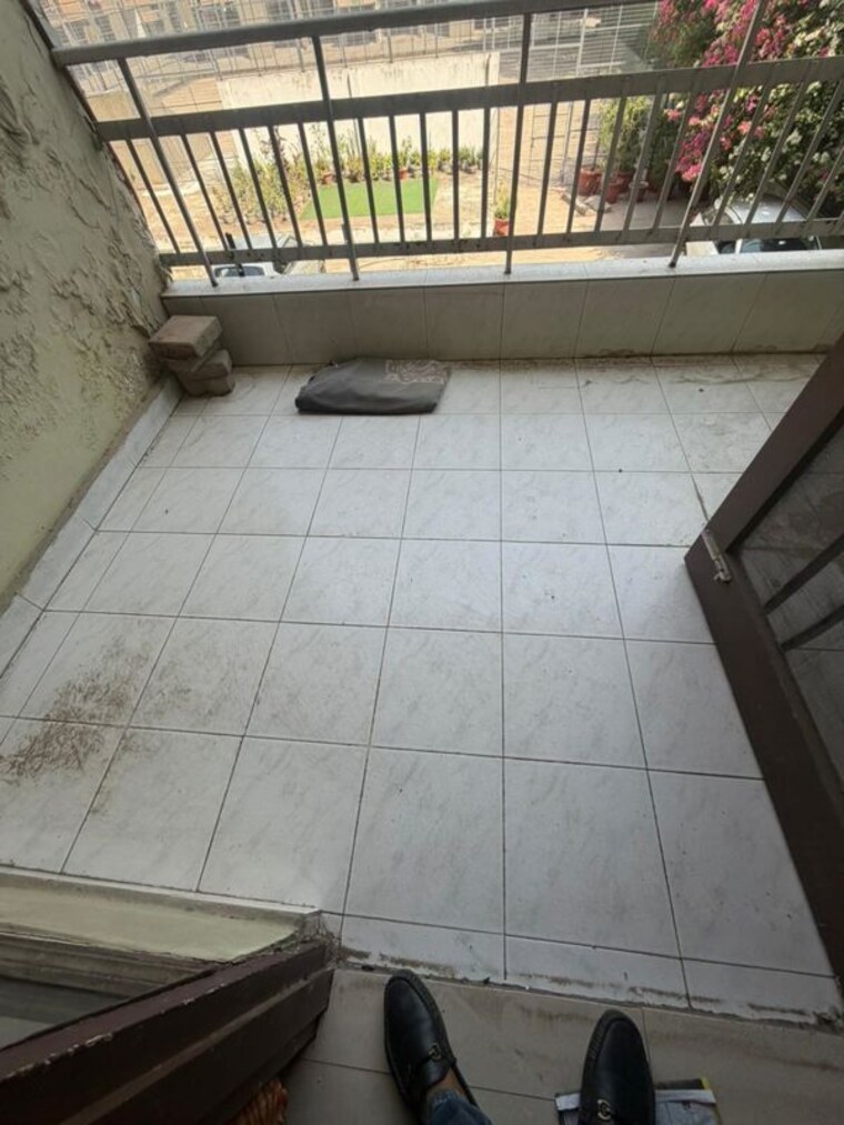 Balcony, hope-apartments 3 Bedroom 1800 Sq.Ft. Apartment In Sector 15 Gurgaon 10464913