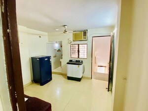 Living Room in 1 BHK Builder Floor at Khirki Extension – for Rent