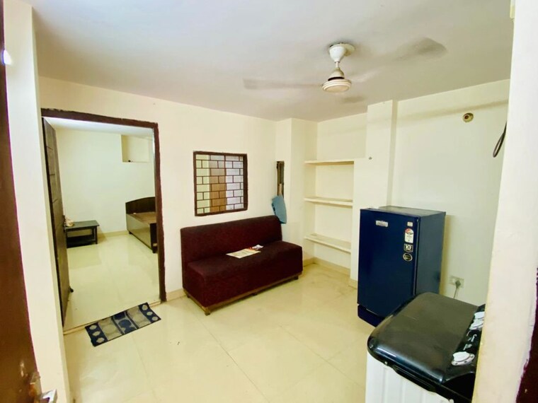 Team Area, khirki extension 1 Bedroom 50 Sq.Yd. Builder Floor In Khirki Extension Delhi 10464650