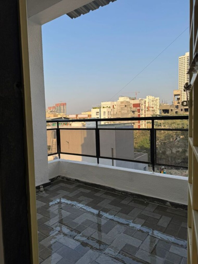 Balcony, baner gaon 1 Bedroom 600 Sq.Ft. Apartment In Baner Gaon Pune 10464926