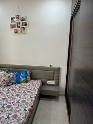 Furnished Amenities in 1 BHK Apartment at Haware Dahlia, Kasarvadavali – for Rent