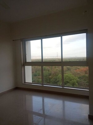 Room in 2 BHK Apartment at Godrej The Trees, Vikhroli East – for Rent