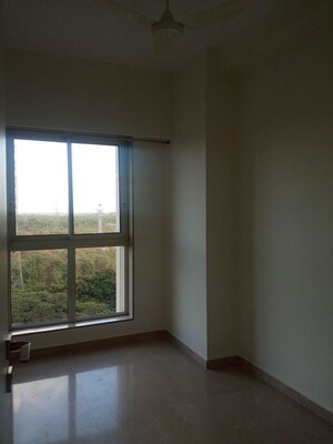 Room in 2 BHK Apartment at Godrej The Trees, Vikhroli East – for Rent