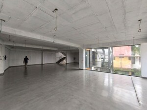 Parking in  Office Space at Ernakulam – for Rent