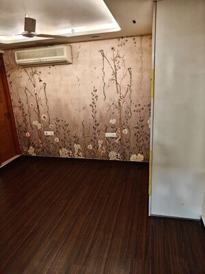 Furnished Amenities in 2 BHK Builder Floor at East Of Kailash – for Rent