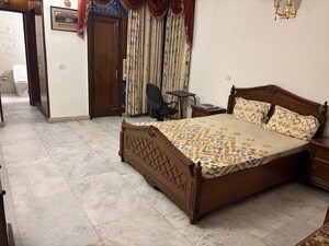 Living Room in 2 BHK Builder Floor at East Of Kailash – for Rent