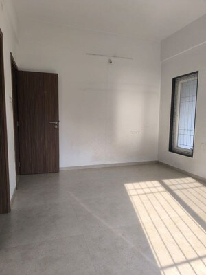 Room in 3 BHK Apartment at Balewadi – for Rent