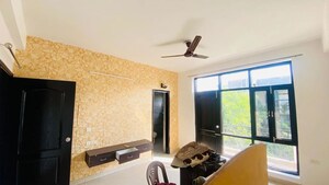Furnished Amenities in 3 BHK Builder Floor at Omaxe Silver Birch, North Mullanpur – for Rent