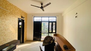 Furnished Amenities in 3 BHK Builder Floor at Omaxe Silver Birch, North Mullanpur – for Rent