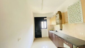Kitchen in 3 BHK Builder Floor at Omaxe Silver Birch, North Mullanpur – for Rent