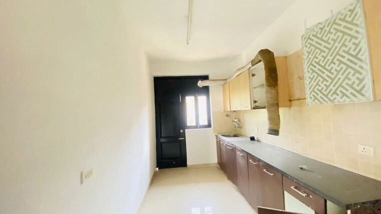 Kitchen, omaxe-silver-birch 3 Bedroom 1640 Sq.Ft. Builder Floor In North Mullanpur Chandigarh 10465105