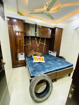 Team Area in 2 BHK Builder Floor at Param Puri – for Rent