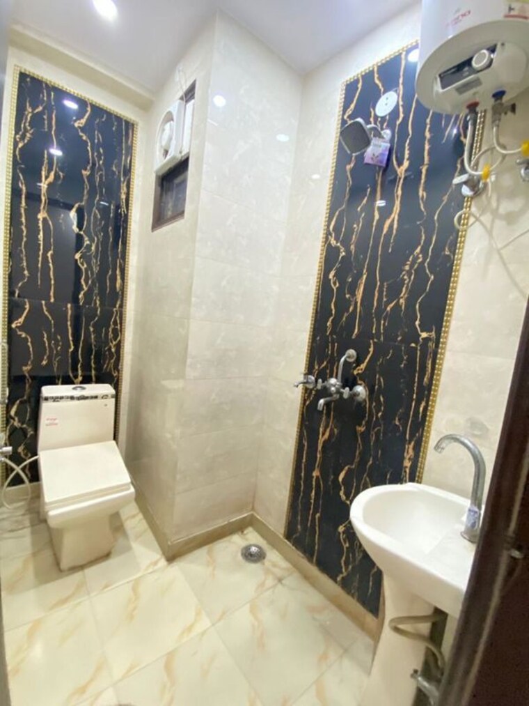 undefined, param puri 2 Bedroom 2150 Sq.Ft. Builder Floor In Param Puri Delhi 10465112