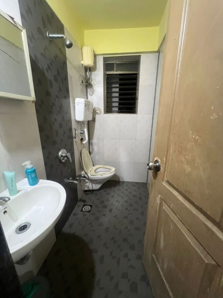 Bathroom, kharghar 2 Bedroom 650 Sq.Ft. Apartment In Kharghar Navi Mumbai 10465126