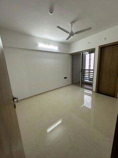 2 BHK Apartment For Rent in Choice QUE 914