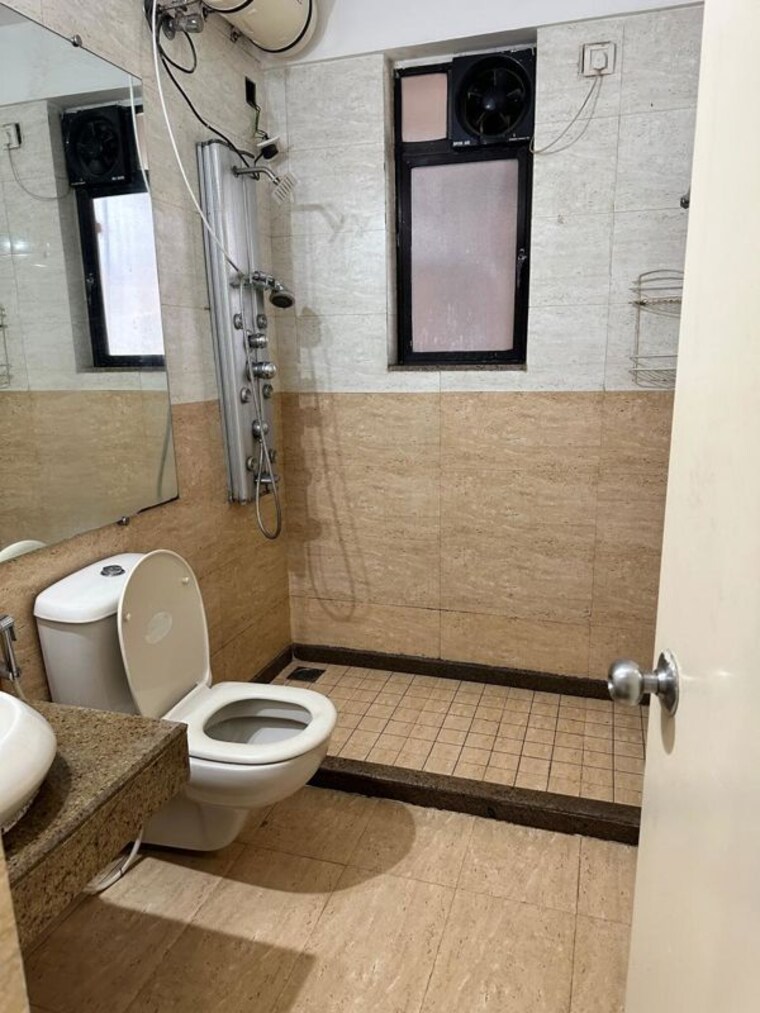 Bathroom, mahindra-splendour 3 Bedroom 1000 Sq.Ft. Apartment In Bhandup West Mumbai 10465149