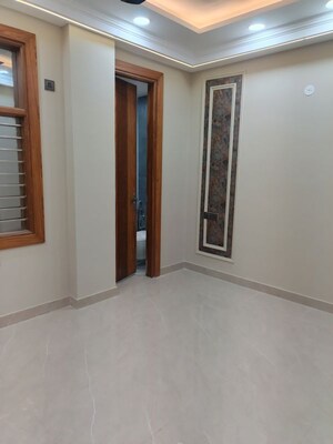 Room in 3 BHK Builder Floor at Fidato Honour Homes, Sector 89 – for Sale