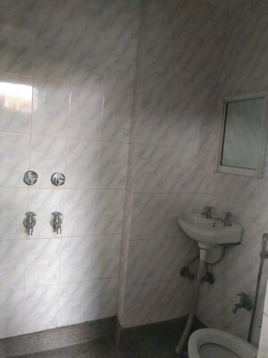 Bathroom in 1 BHK Builder Floor at Mehrauli – for Rent