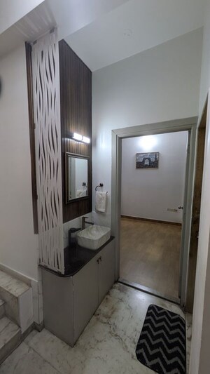 Bathroom in 5 BHK Villa at Soham Gardens, Manpada – for Sale