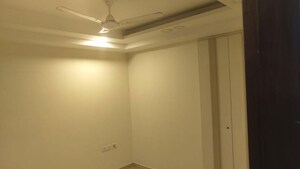 Room in 4 BHK Builder Floor at Greater Kailash ii – for Rent