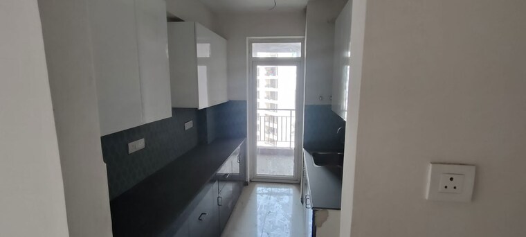 Kitchen, pareena-the-elite-residences 3 Bedroom 1800 Sq.Ft. Apartment In Sector 99 Gurgaon 10465194