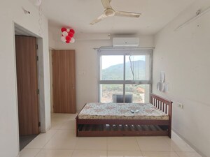 1.5 BHK Apartment For Rent in Godrej Emerald, Ghodbunder Road