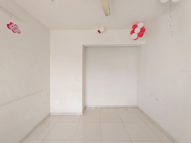 Room, godrej-emerald 1.5 Bedroom 650 Sq.Ft. Apartment In Ghodbunder Road Thane 10465229