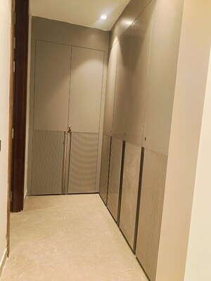 Room in 4 BHK Apartment at ABA Cleo County, Sector 121 – for Rent