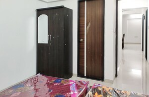 Bedroom in  Pg at Navpada – for Rent