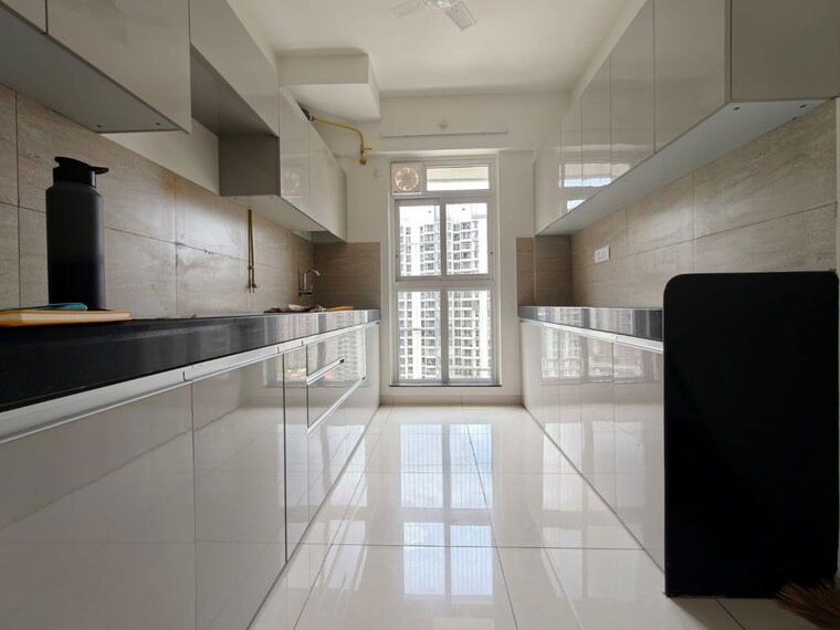 Kitchen, godrej-emerald 3 Bedroom 1044 Sq.Ft. Apartment In Ghodbunder Road Thane 10465267