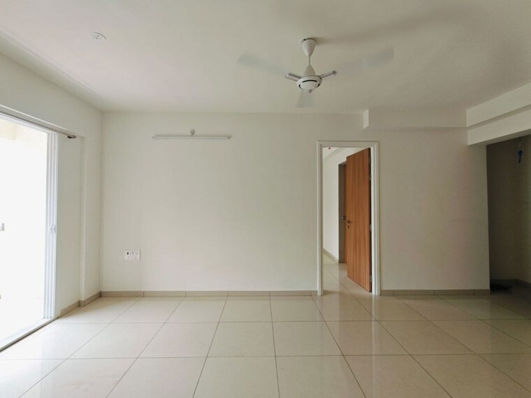 Bathroom, godrej-emerald 3 Bedroom 1044 Sq.Ft. Apartment In Ghodbunder Road Thane 10465267