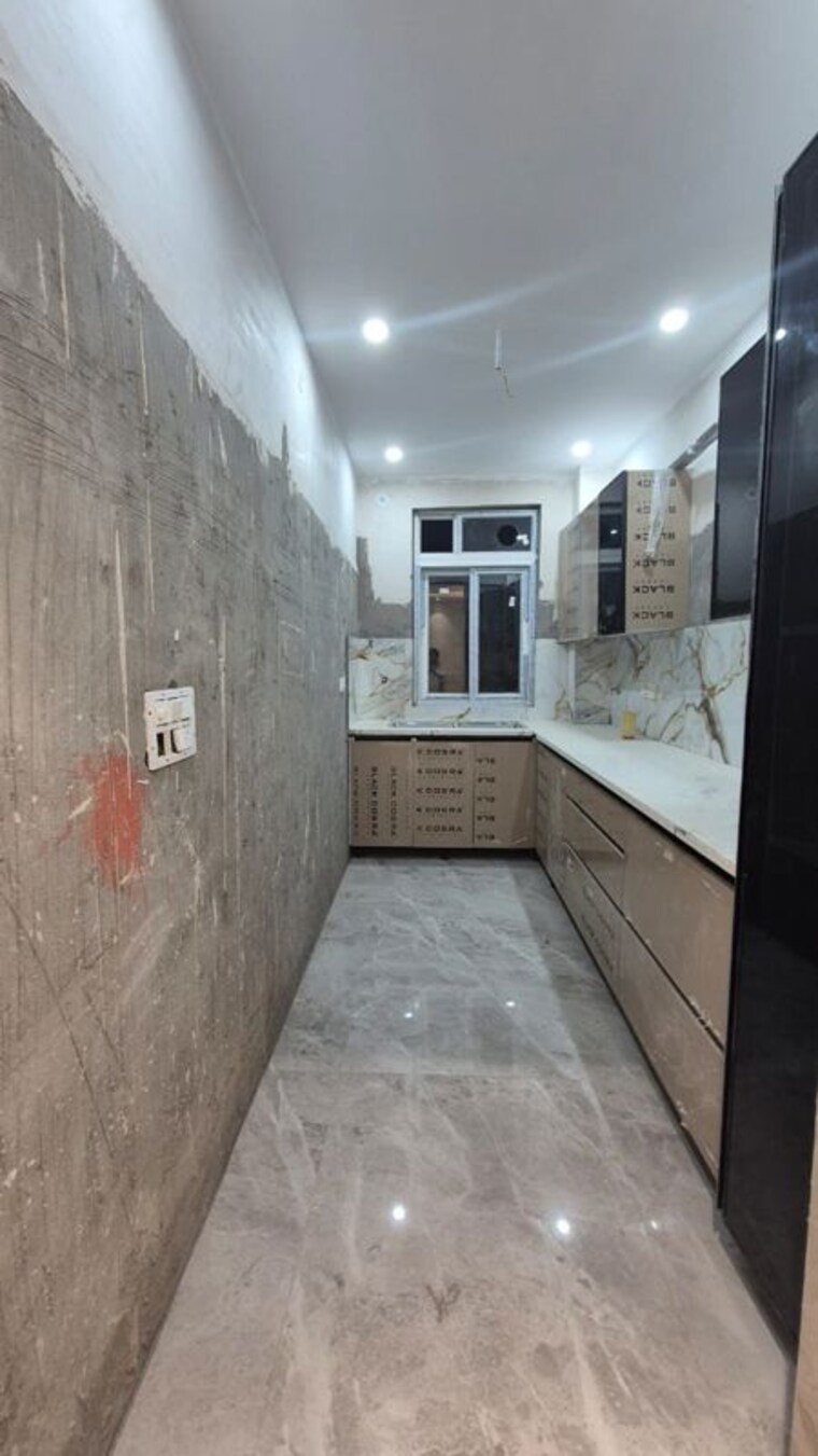 undefined, sainik colony 3 Bedroom 153 Sq.Yd. Builder Floor In Sainik Colony Faridabad 10464654