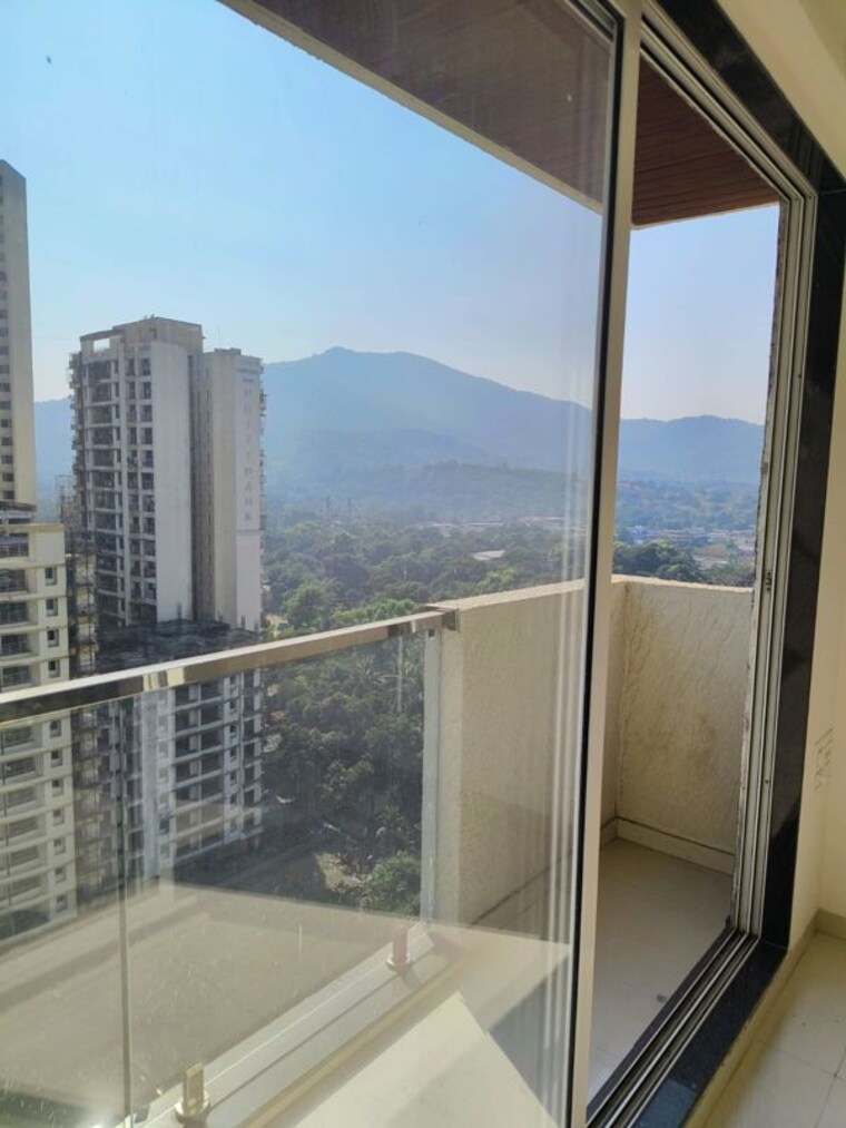 Balcony, jvm-tiara 2 Bedroom 650 Sq.Ft. Apartment In Thane West Thane 10465283