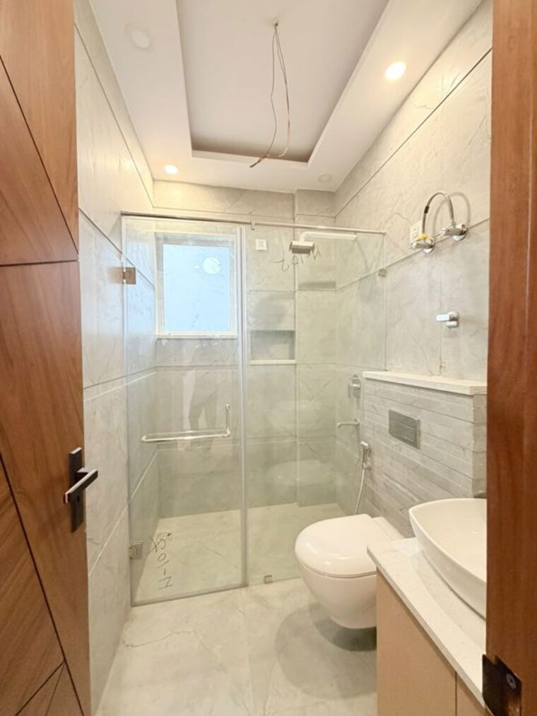 Bathroom, achievers-grand-avenue 3 Bedroom 250 Sq.Yd. Builder Floor In Sector 49 Faridabad 10465286