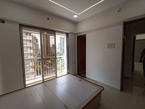 Room in 1 BHK Apartment at Shree Vaishnavi Heights, Owale – for Rent