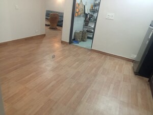 Room in 2.5 BHK Villa at Alok Vihar, Sector 50 – for Rent
