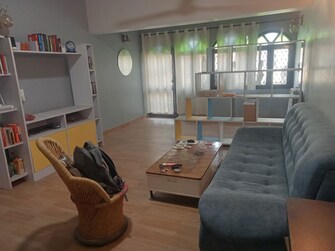 2.5 BHK + Pooja Room,Servant Room,Study Room,Extra Room,Store Room Villa For Rent in Alok Vihar in Sector 50, Noida