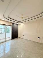 3 BHK + Pooja Room 250 Sq.Yd. Builder Floor in Sainik Colony