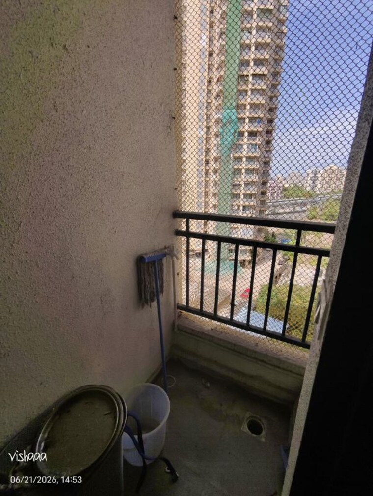 Bathroom, jvm-tiara 2 Bedroom 700 Sq.Ft. Apartment In Thane West Thane 10465297