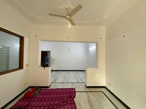Bedroom in 4 BHK Villa at Sector 49 – for Rent