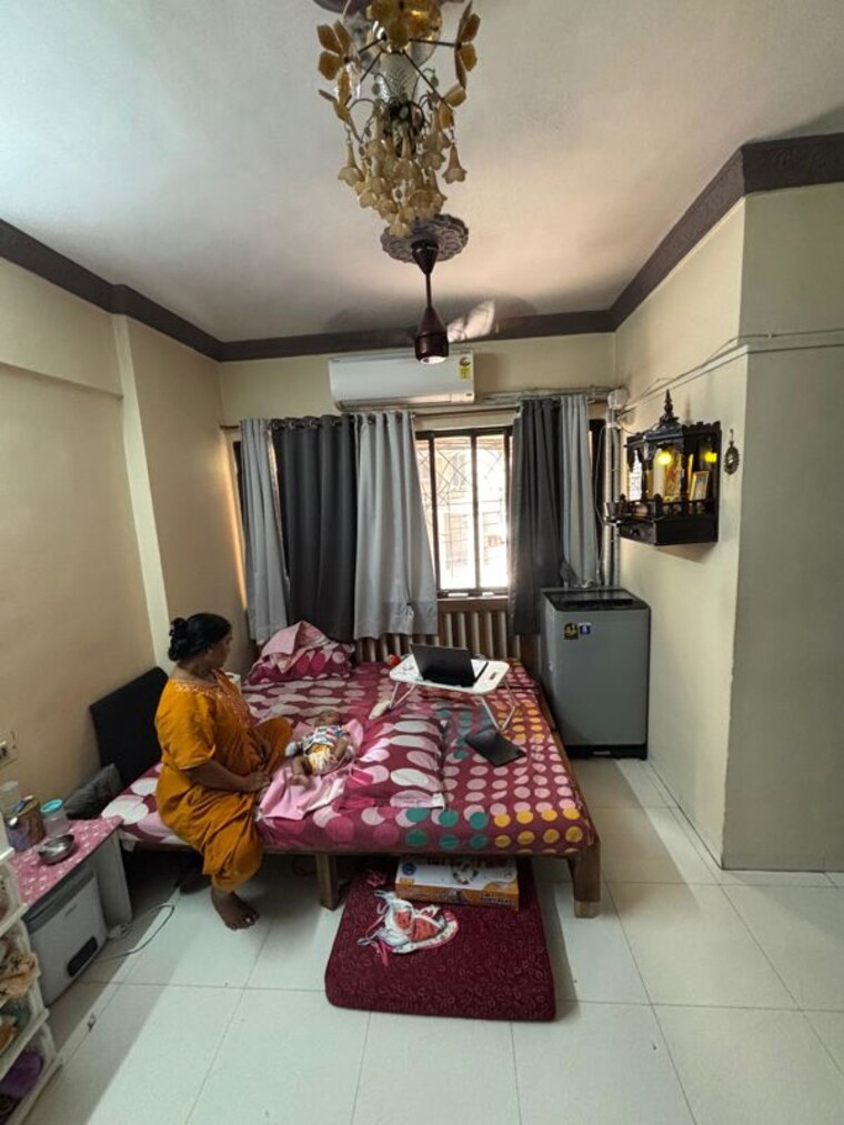 Living Room, yashraaj-park-chs-ltd 1.5 Bedroom 550 Sq.Ft. Apartment In Ghodbunder Road Thane 10465302