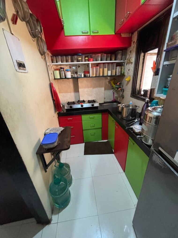 Team Area, yashraaj-park-chs-ltd 1.5 Bedroom 550 Sq.Ft. Apartment In Ghodbunder Road Thane 10465302