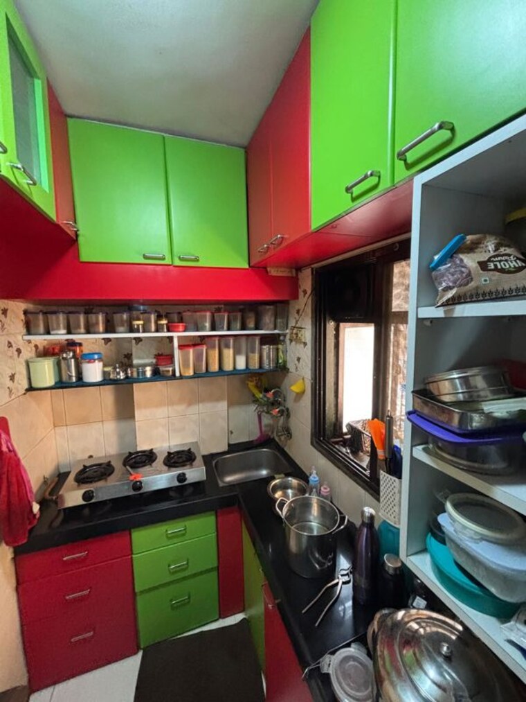 Kitchen, yashraaj-park-chs-ltd 1.5 Bedroom 550 Sq.Ft. Apartment In Ghodbunder Road Thane 10465302