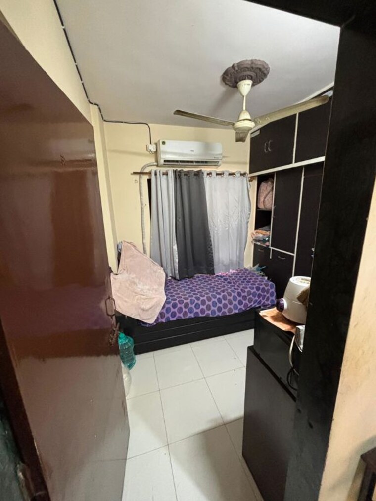 Team Area, yashraaj-park-chs-ltd 1.5 Bedroom 550 Sq.Ft. Apartment In Ghodbunder Road Thane 10465302