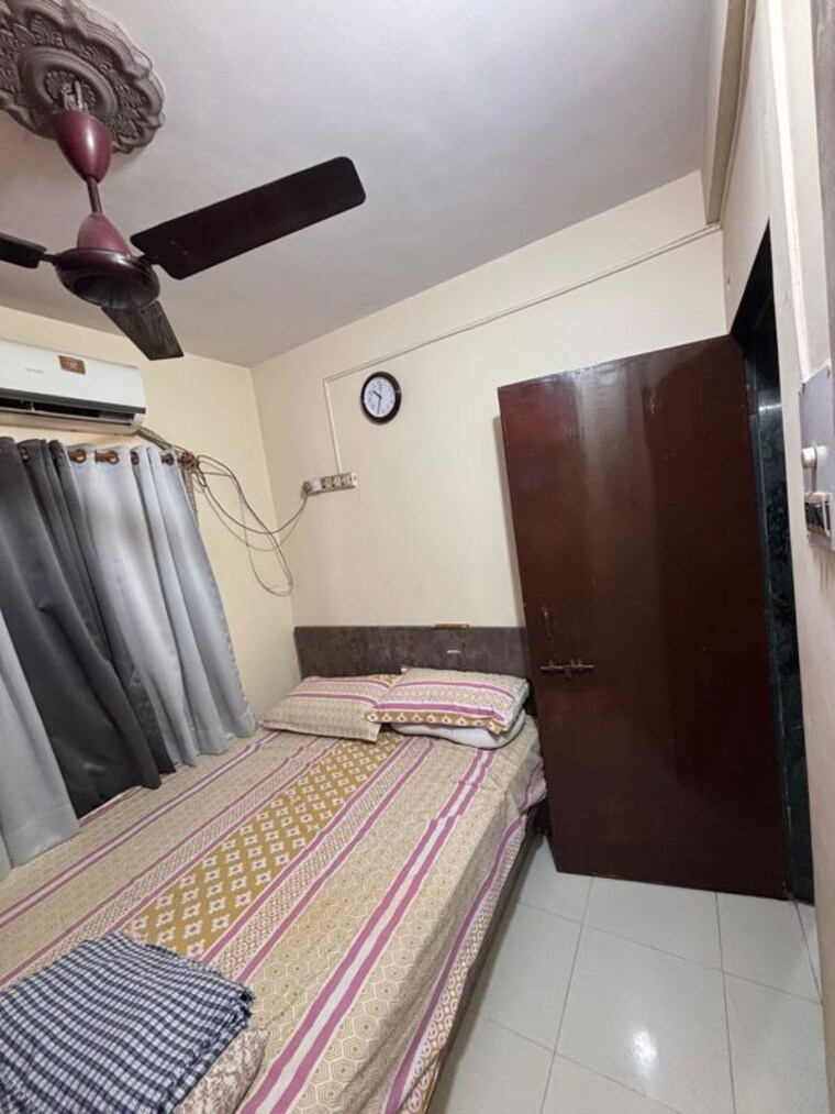 Bedroom, yashraaj-park-chs-ltd 1.5 Bedroom 550 Sq.Ft. Apartment In Ghodbunder Road Thane 10465302