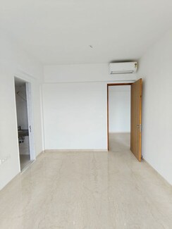 1 BHK Apartment For Rent in Ruparel Elara