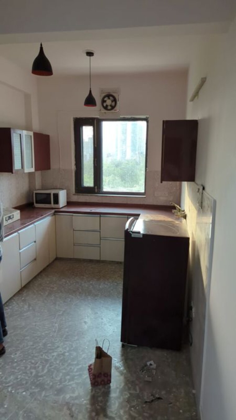Kitchen, rwa-apartments-sector-40 2.5 Bedroom 855 Sq.Ft. Builder Floor In Sector 40 Noida 10465318